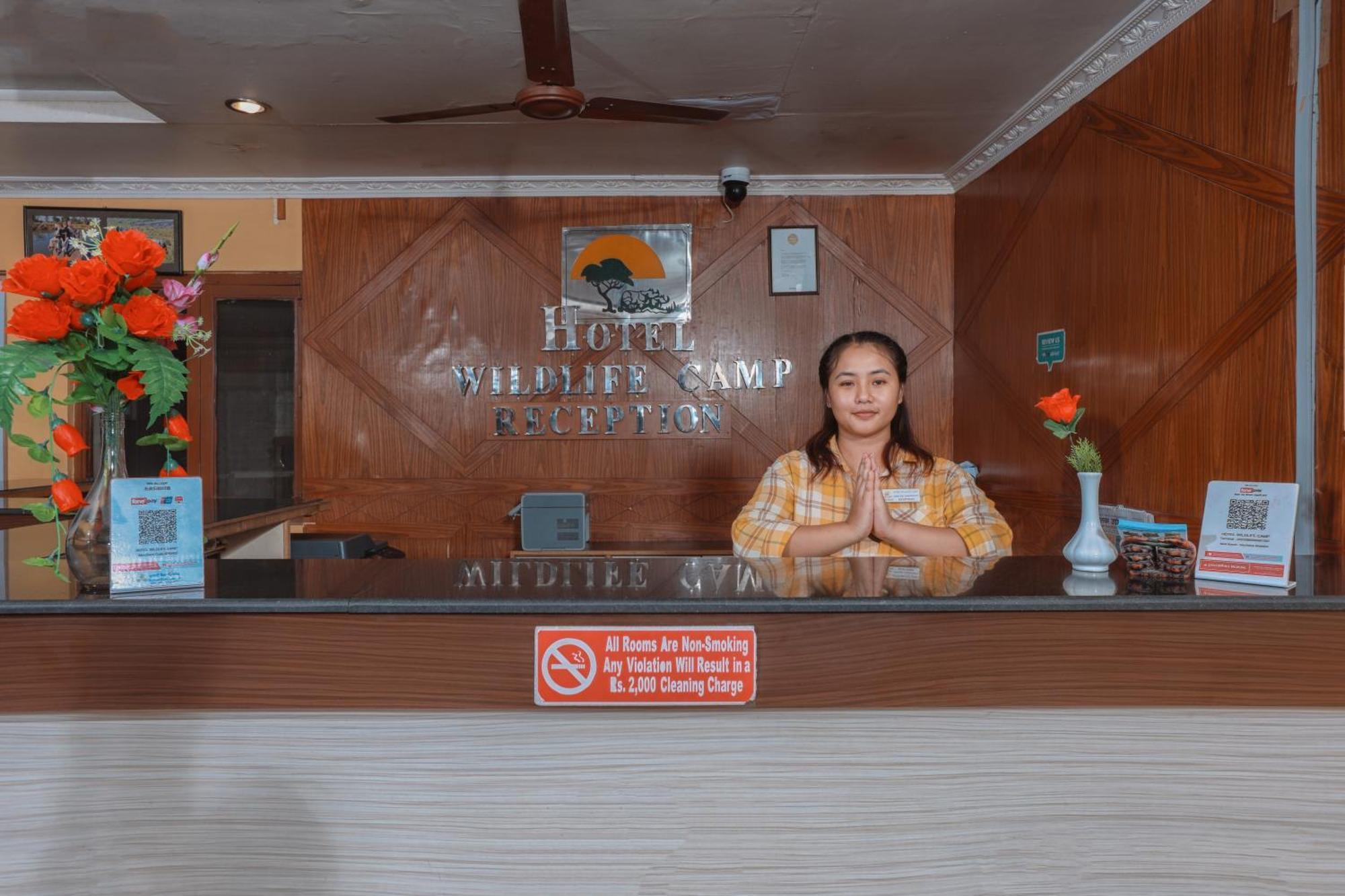 Hotel Wildlife Camp Sauraha Ngoại thất bức ảnh