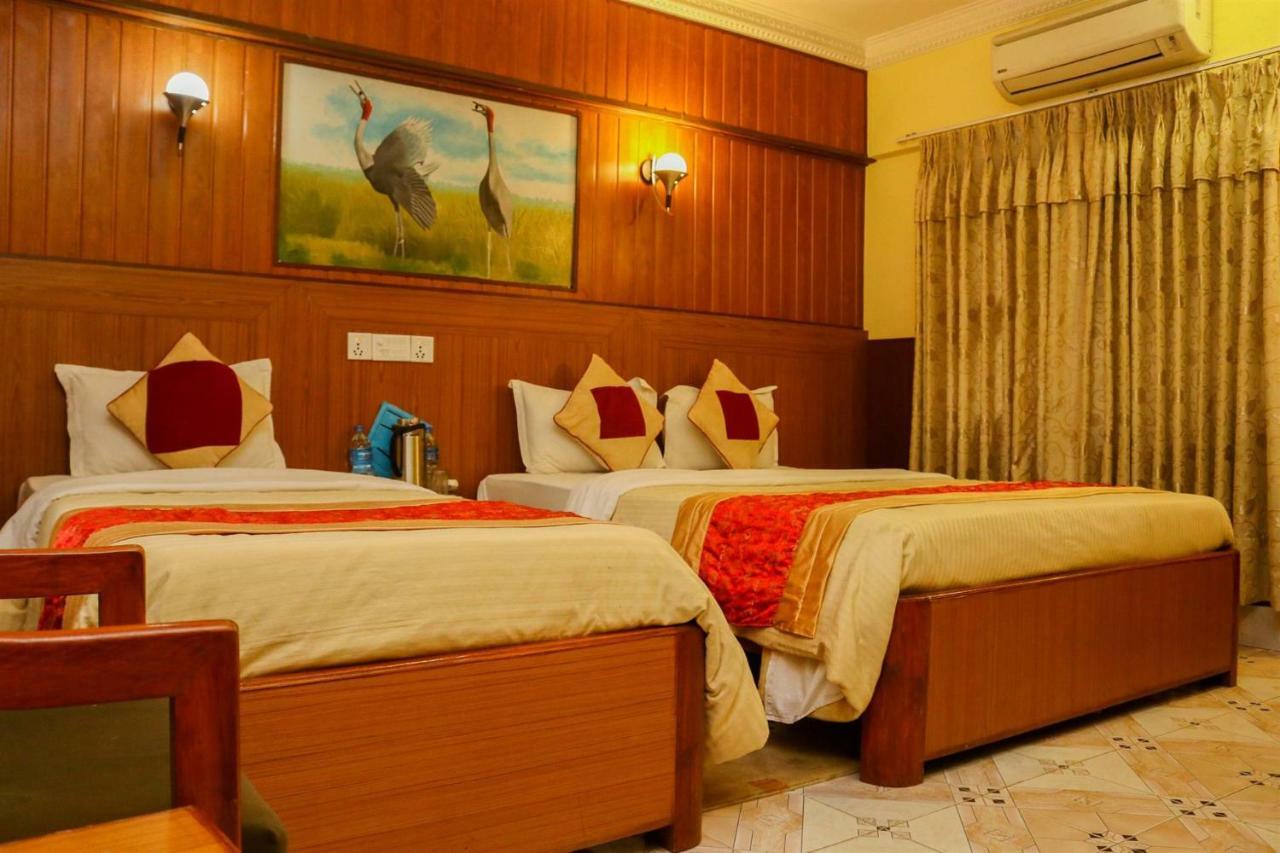 Hotel Wildlife Camp Sauraha Ngoại thất bức ảnh